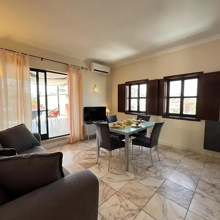 Apartment 8 By Homing